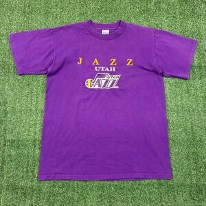 Vintage 90s Salem Sportswear NBA Utah‎ Jazz Embroidered T-shirt
